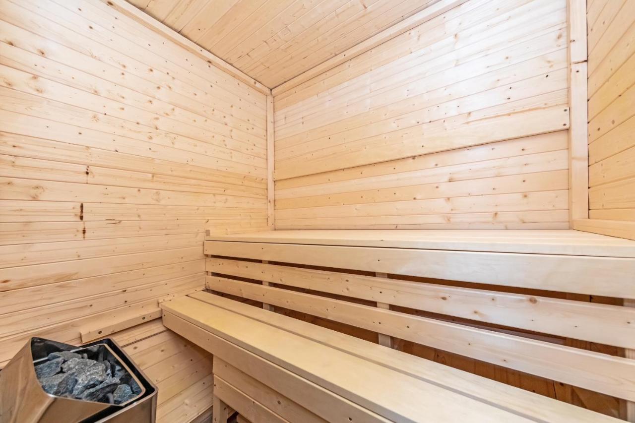 Ubytovanie Demaenova 3Izb 5Osob Sauna - Cube '69 Liptovsky Mikulas Exterior photo